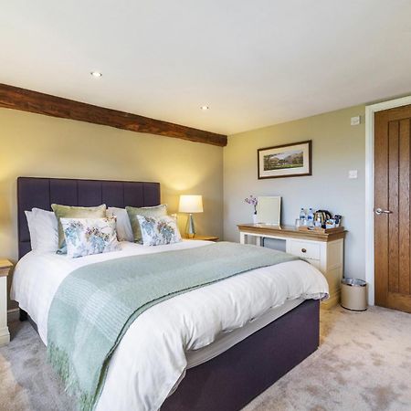 Throstle Nest Farm Otel Carleton Oda fotoğraf